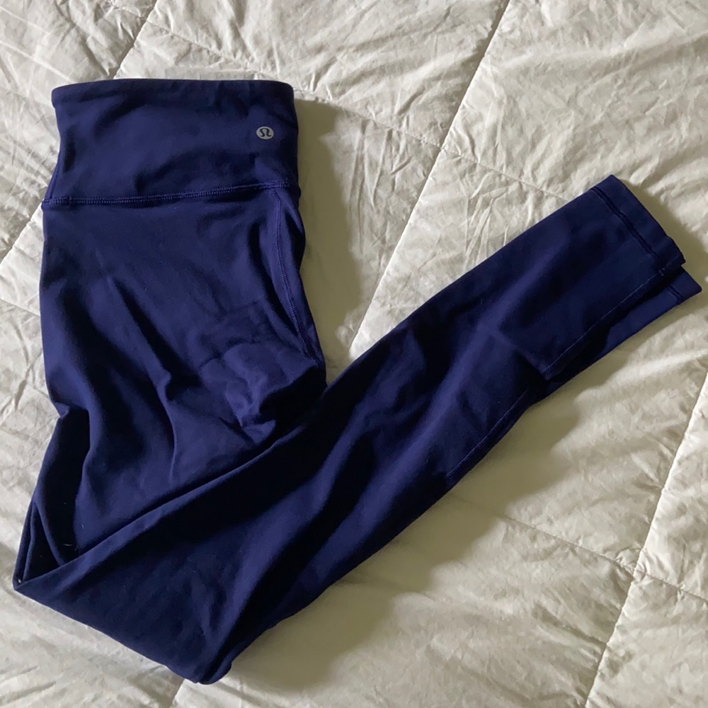 Navy blue wunder under lululemon leggings